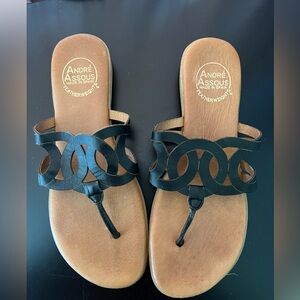 Spanish sandals Andre assous size 7 black